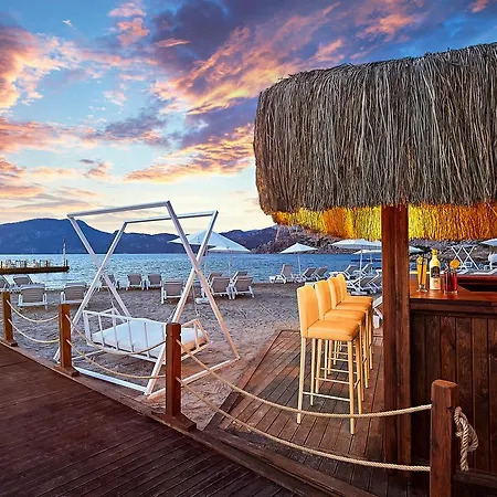 Fi Light Solto Boutique فندق السليمية