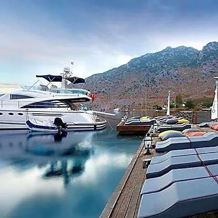 Hotel Fi Light Solto Boutique 4*
